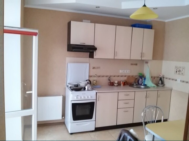 Двухкомнатная с ремонтом фото 1 Двухкомнатная с ремонтом фото 1