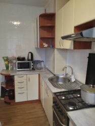 Трёхкомнатная! Посуточно 2024 фото 1 Трёхкомнатная! Посуточно 2024 фото 1