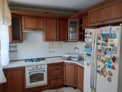 Трешка с ремонтом Длительно! фото 1 Трешка с ремонтом Длительно! фото 1