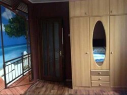 Трехкомнатная в центре фото 9 Трехкомнатная в центре фото 9