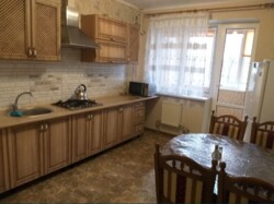 Двухкомнатная на Парковой фото 1 Двухкомнатная на Парковой фото 1