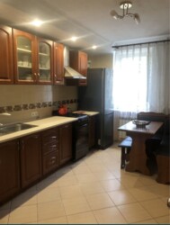 Сдам трёхкомнатную длительно фото 2 Сдам трёхкомнатную длительно фото 2