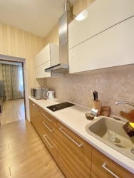 Елітна трикімнатна з окремоми санвузлами, двома кухнями! фото 28 Елітна трикімнатна з окремоми санвузлами, двома кухнями! фото 28