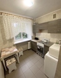 2-ком. кв. с ремонтом недорого!!! фото 1 2-ком. кв. с ремонтом недорого!!! фото 1