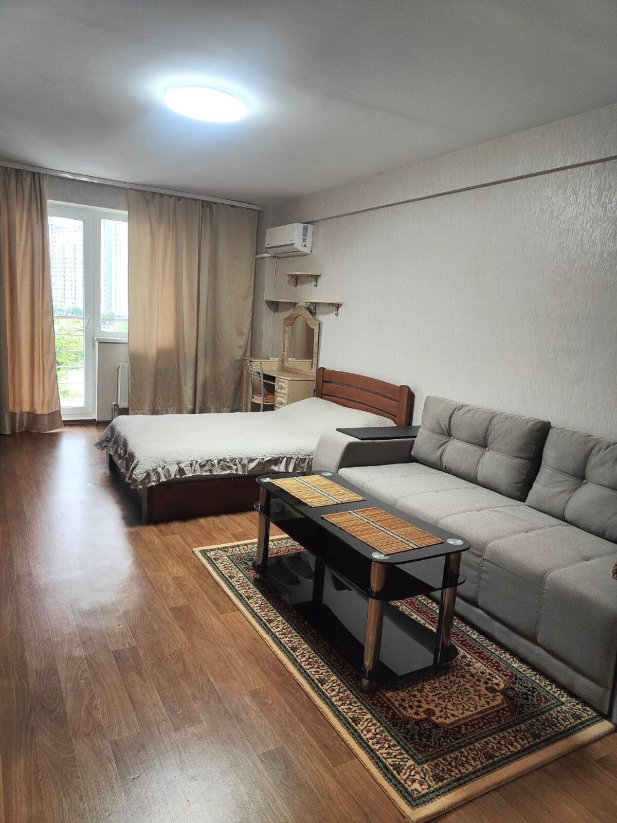 1-кімнатна, Михайла Максимовича вул. (Онуфрія Трутенка), Голосіївський фото 1 1-кімнатна, Михайла Максимовича вул. (Онуфрія Трутенка), Голосіївський фото 1