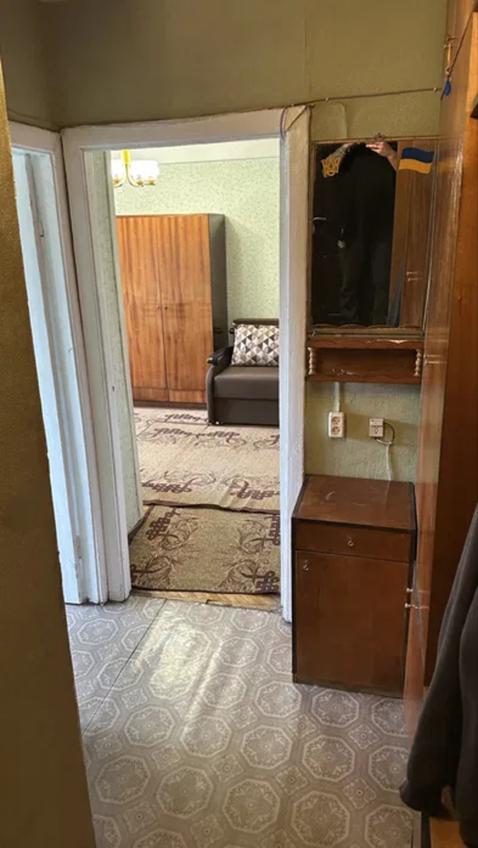 2к Дарницька площа фото 1 2к Дарницька площа фото 1