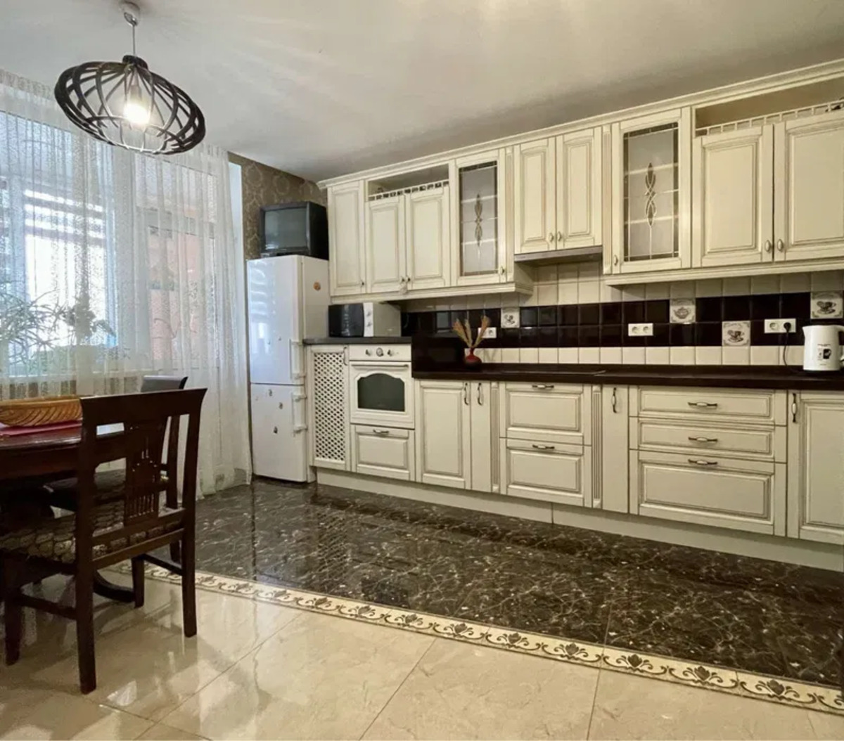 2к метро Позняки фото 1 2к метро Позняки фото 1