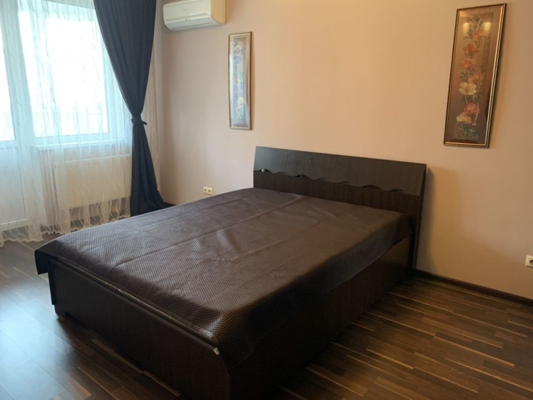 Здається квартира Київ, Дарницький, ул. Михаила Драгоманова, 6/1, м. Позняки фото 1 Здається квартира Київ, Дарницький, ул. Михаила Драгоманова, 6/1, м. Позняки фото 1
