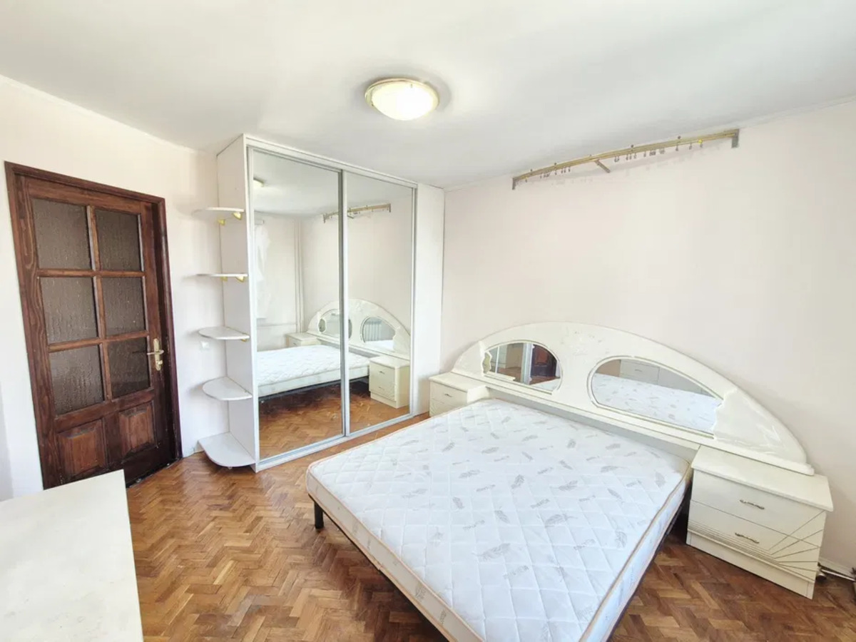 Rent out 3-room apartment. Киев, Дніпровська набережна, 7 — photo 8