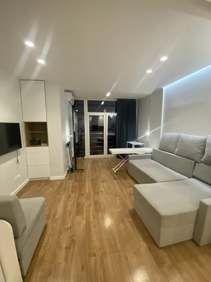 1� ����� ������ ���� 1