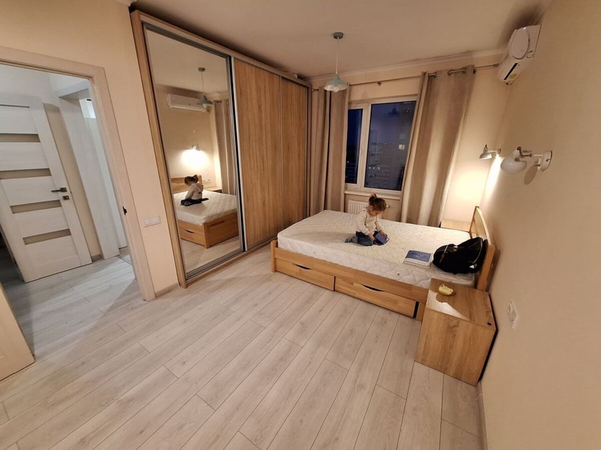 1к метро Осокорки фото 1 1к метро Осокорки фото 1