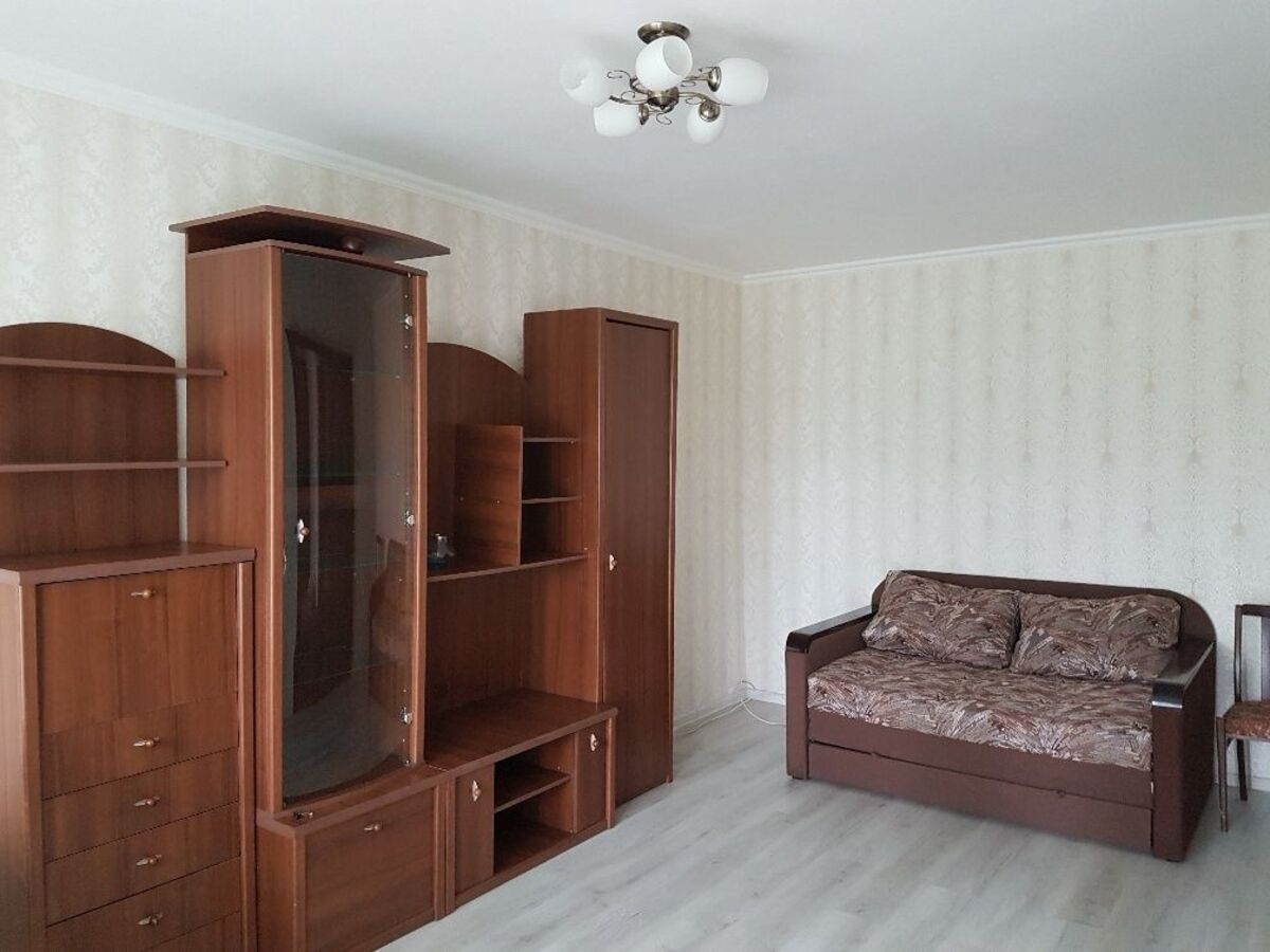 2к метро Чернігівська фото 1 2к метро Чернігівська фото 1
