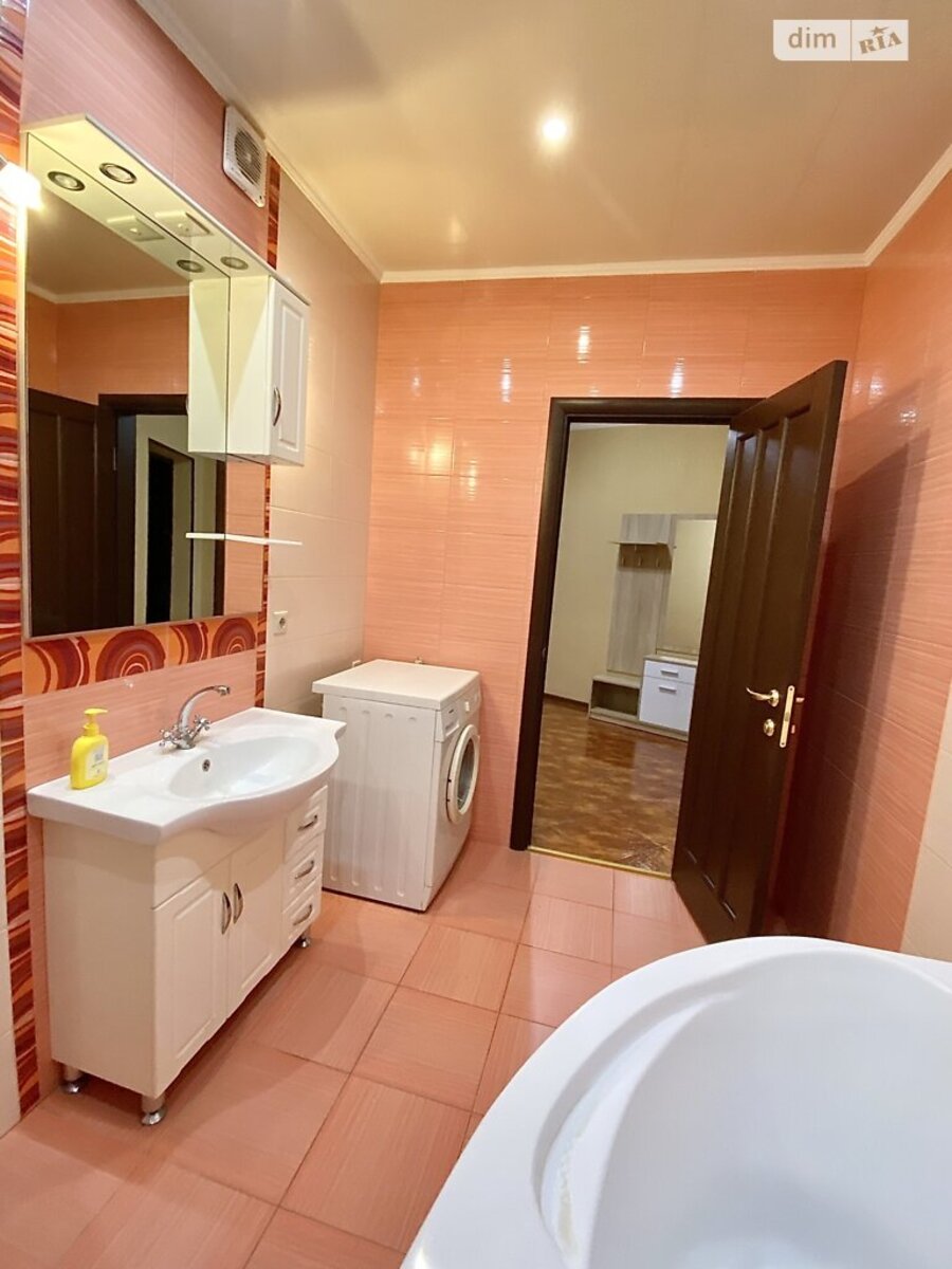 Rent out 1-room apartment. Киев, Срібнокільська, 12 — photo 9