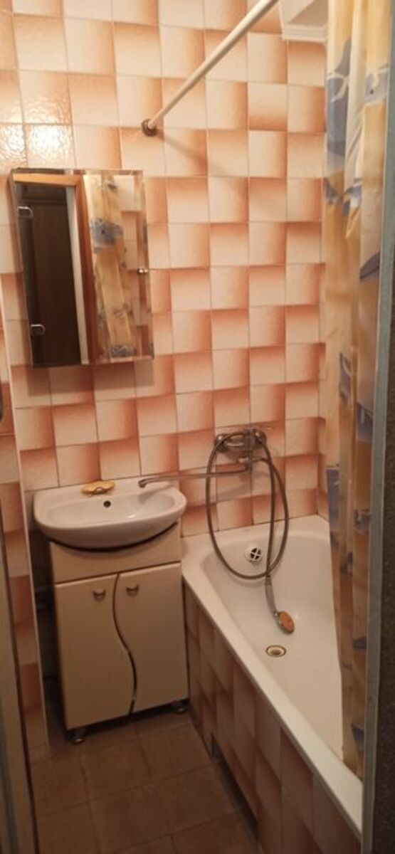Rent out 2-room apartment. Киев, Миропільска, 31а — photo 13