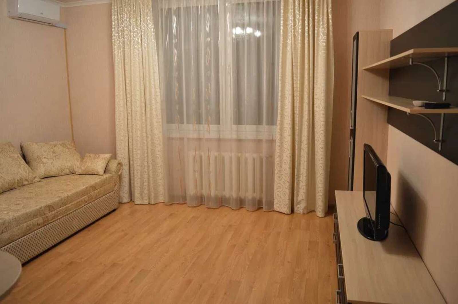 Здається квартира Київ, Дарницький, ул. Елены Пчилки, 2, м. Позняки фото 1 Здається квартира Київ, Дарницький, ул. Елены Пчилки, 2, м. Позняки фото 1