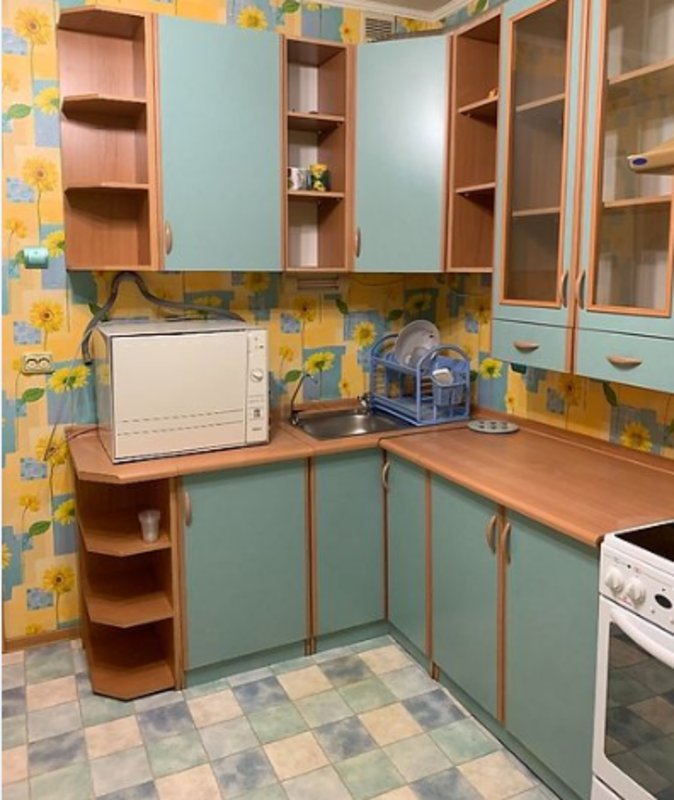 2к. квартира 70 м² для семьи с ребёнком. Возле метро фото 1 2к. квартира 70 м² для семьи с ребёнком. Возле метро фото 1