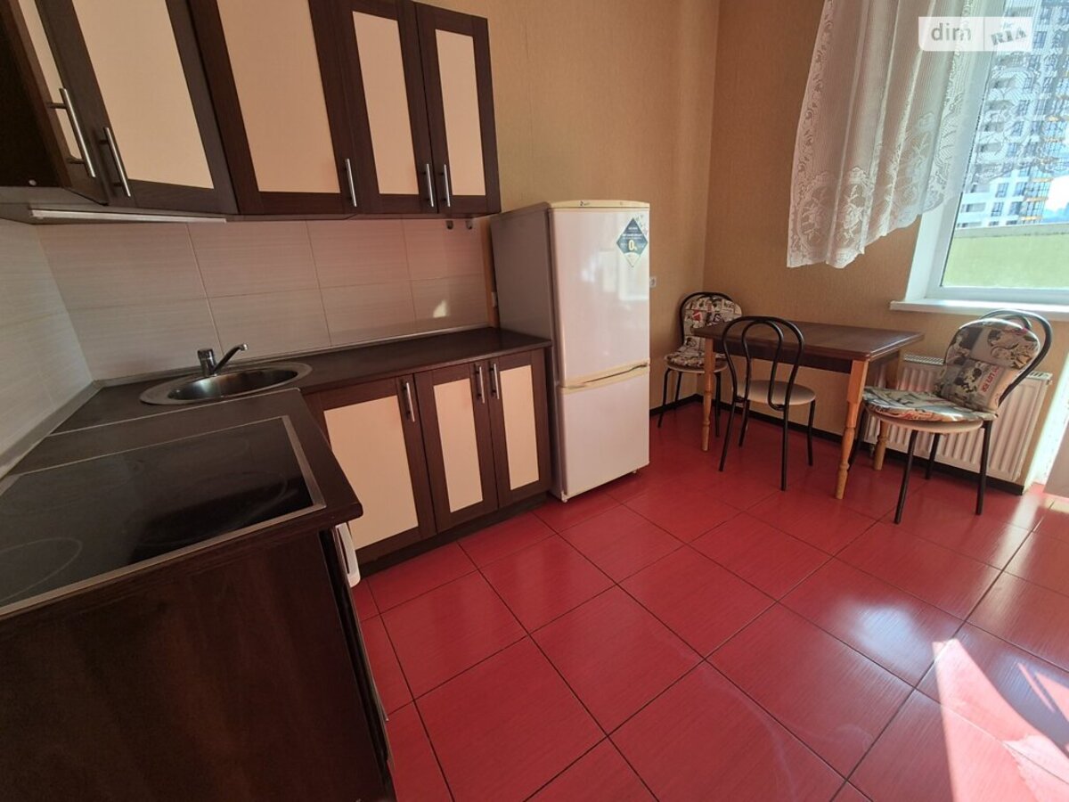 1к метро Осокорки фото 1 1к метро Осокорки фото 1