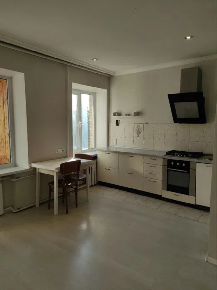 2к метро Чернігівська фото 1 2к метро Чернігівська фото 1