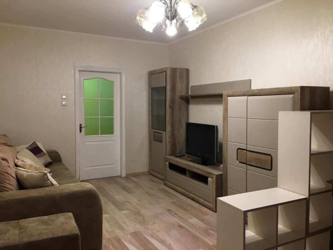 Здається квартира Київ, Дарницький, Осокорки, ул. Елизаветы Чавдар, 14, м. Осокорки фото 1 Здається квартира Київ, Дарницький, Осокорки, ул. Елизаветы Чавдар, 14, м. Осокорки фото 1