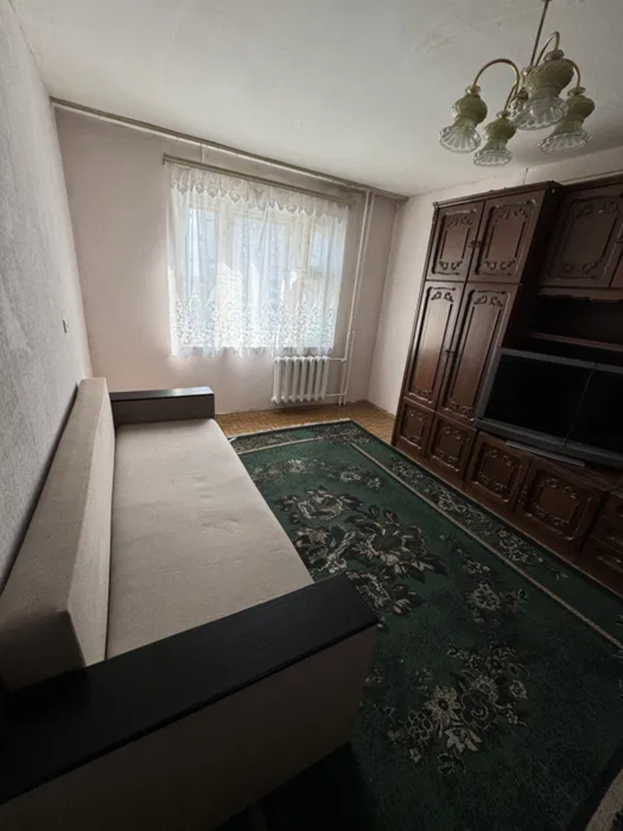 1к метро Харківська фото 1 1к метро Харківська фото 1