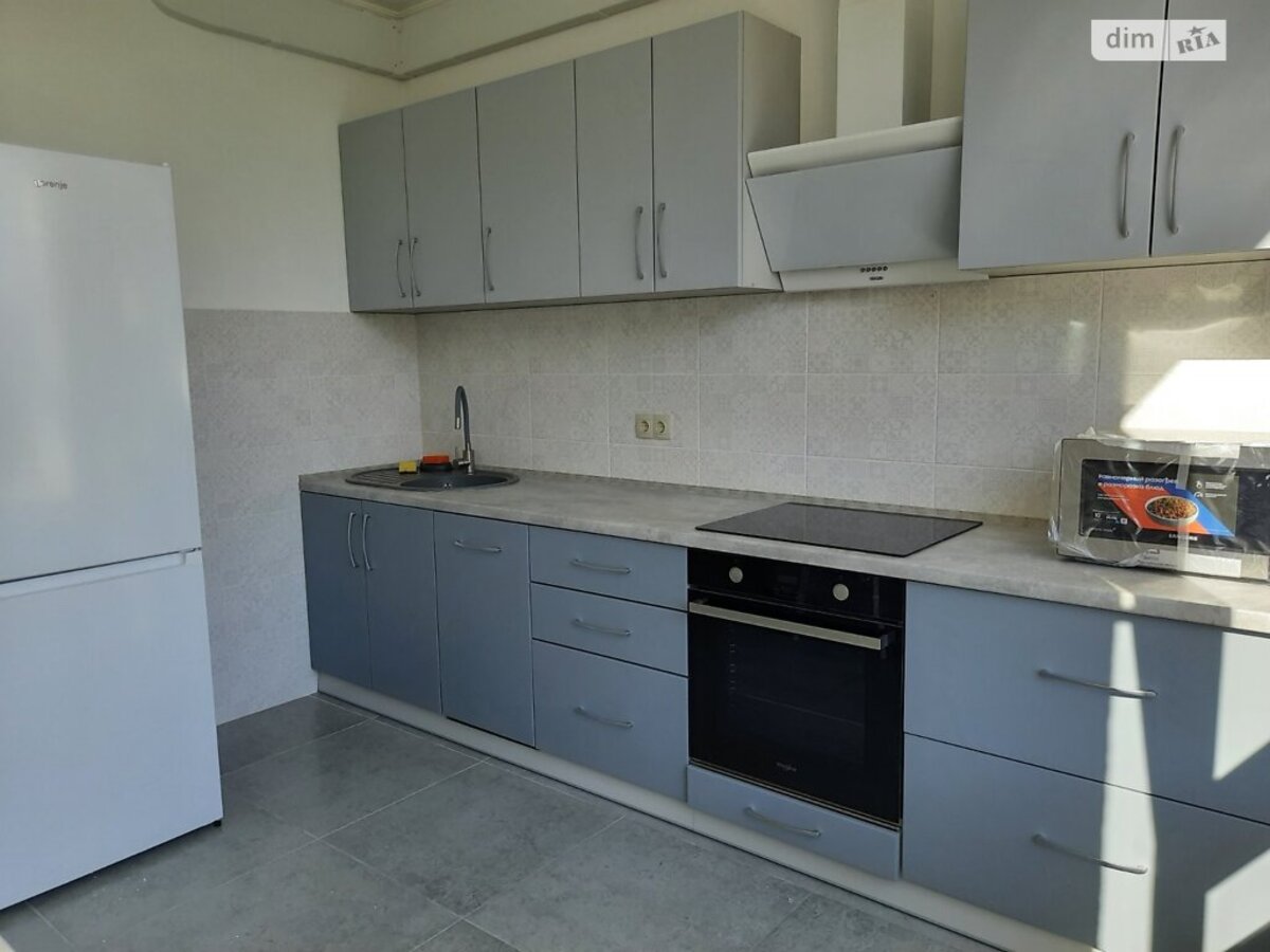 2к метро Житомирська фото 1 2к метро Житомирська фото 1