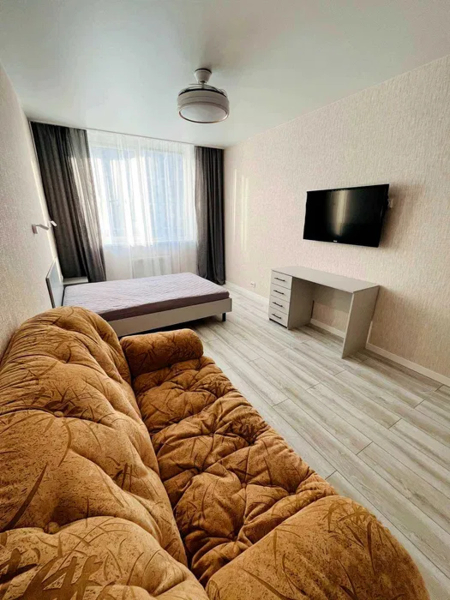 1к метро Харківська фото 1 1к метро Харківська фото 1