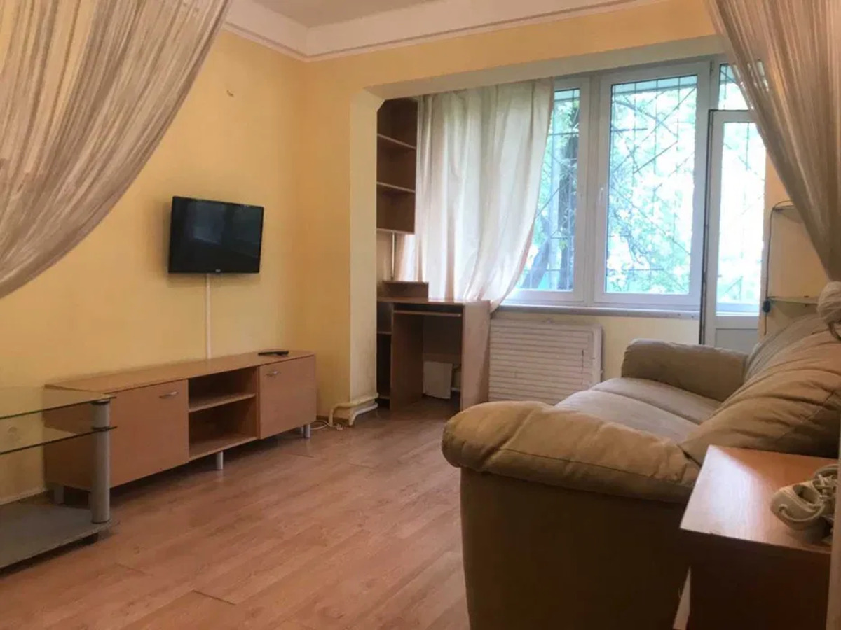 1к квартира (гостинка) метро Лівобережна фото 1 1к квартира (гостинка) метро Лівобережна фото 1