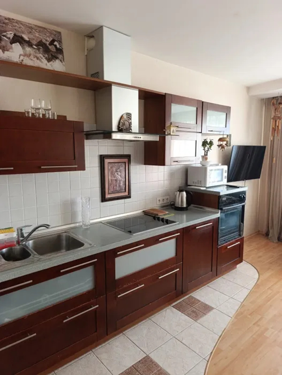 2к метро Харківська фото 1 2к метро Харківська фото 1