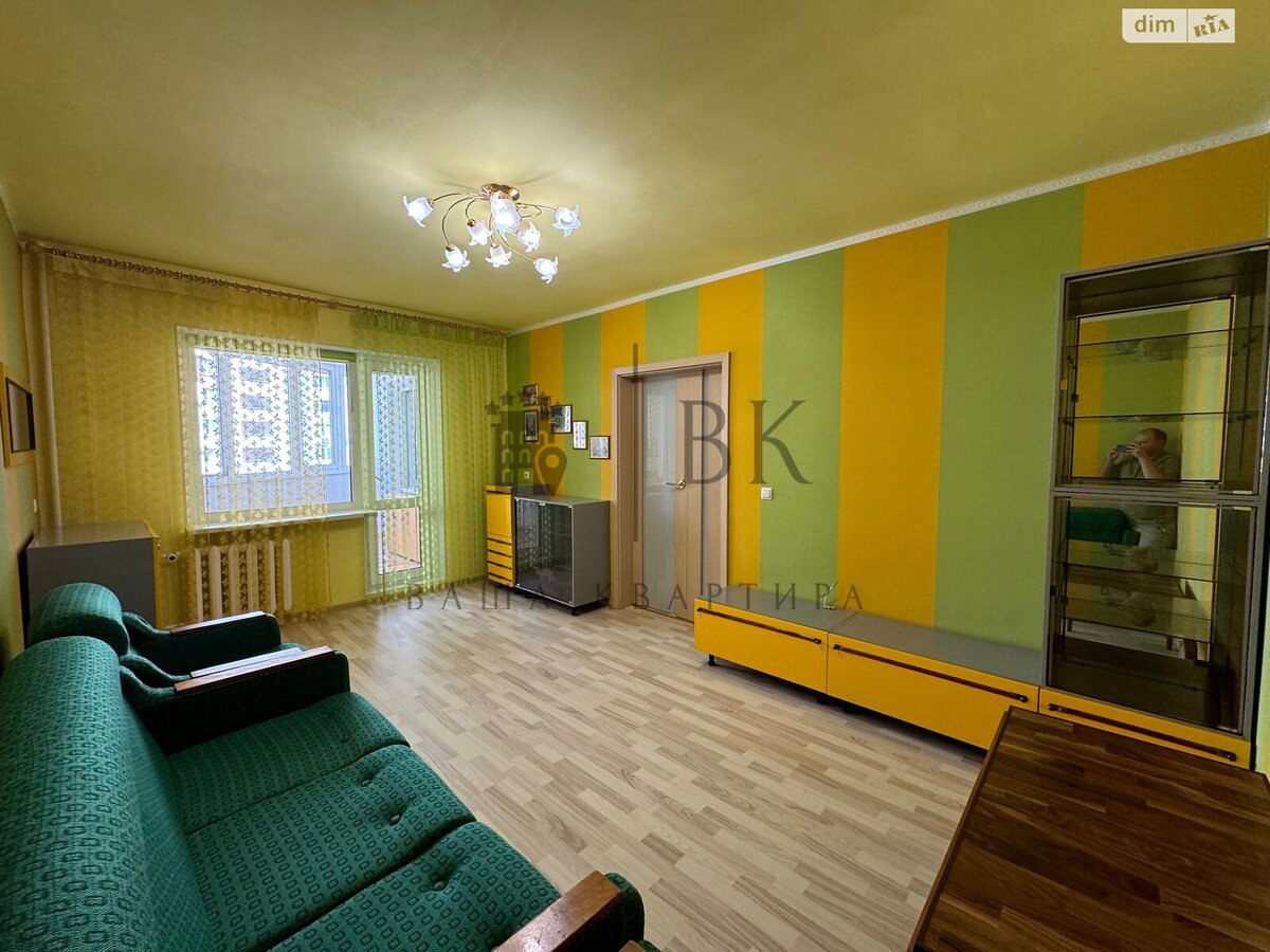3к біля метро Позняки фото 1 3к біля метро Позняки фото 1