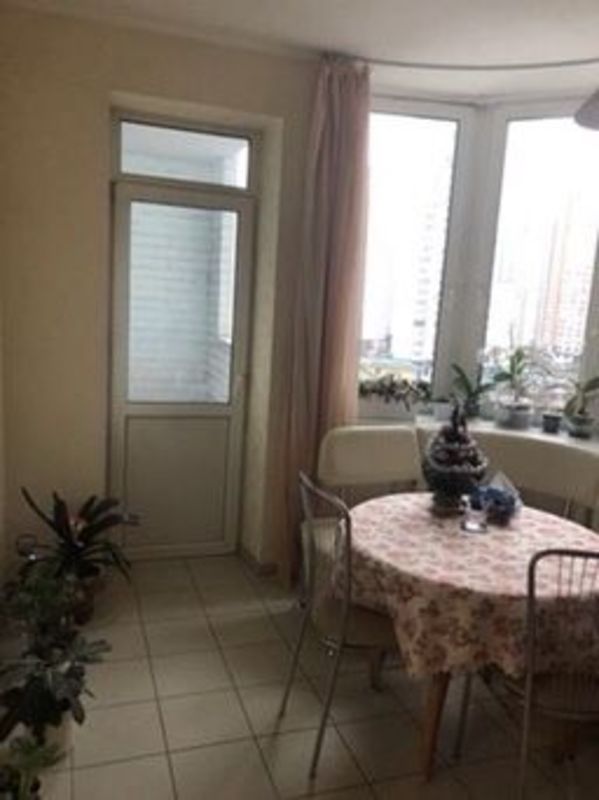 Здається квартира Київ, Дарницький, Осокорки, пр. Николая Бажана, 12, м. Позняки фото 1 Здається квартира Київ, Дарницький, Осокорки, пр. Николая Бажана, 12, м. Позняки фото 1
