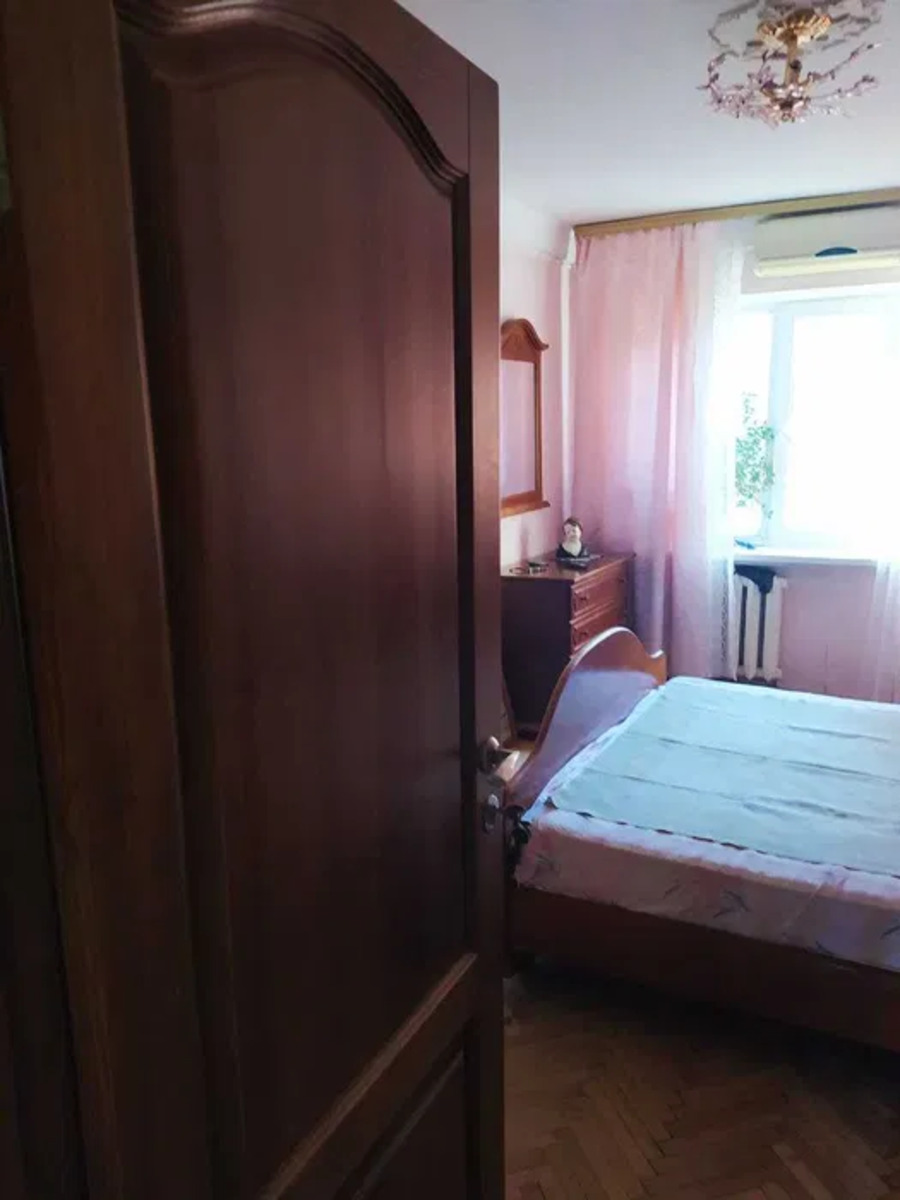 2к метро Нивки фото 1 2к метро Нивки фото 1
