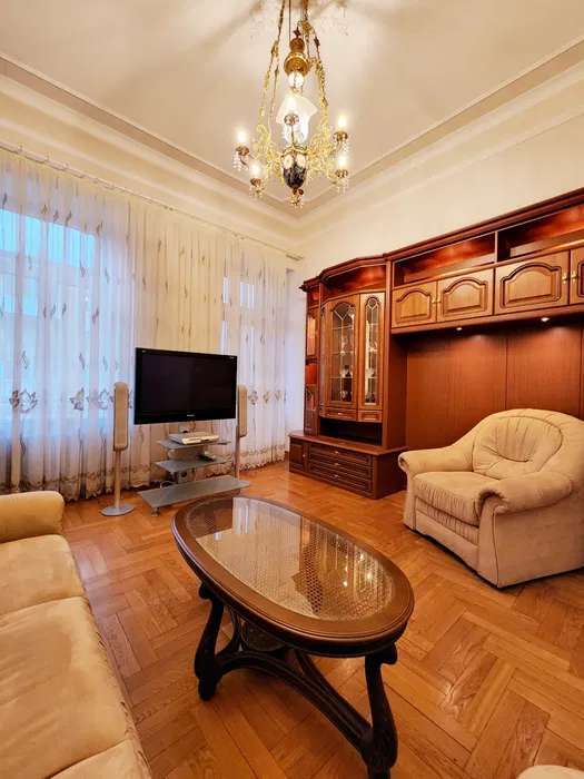 Здається квартира Київ, Шевченківський, ул. Саксаганского, 92 фото 1 Здається квартира Київ, Шевченківський, ул. Саксаганского, 92 фото 1