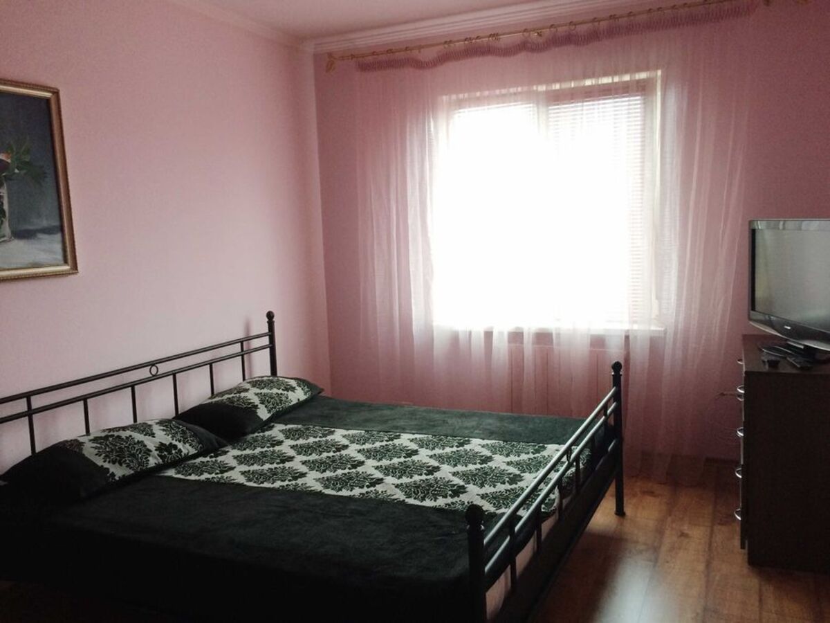 Rent out 2-room apartment. Киев, Гмирі, 1б/6 — photo 6