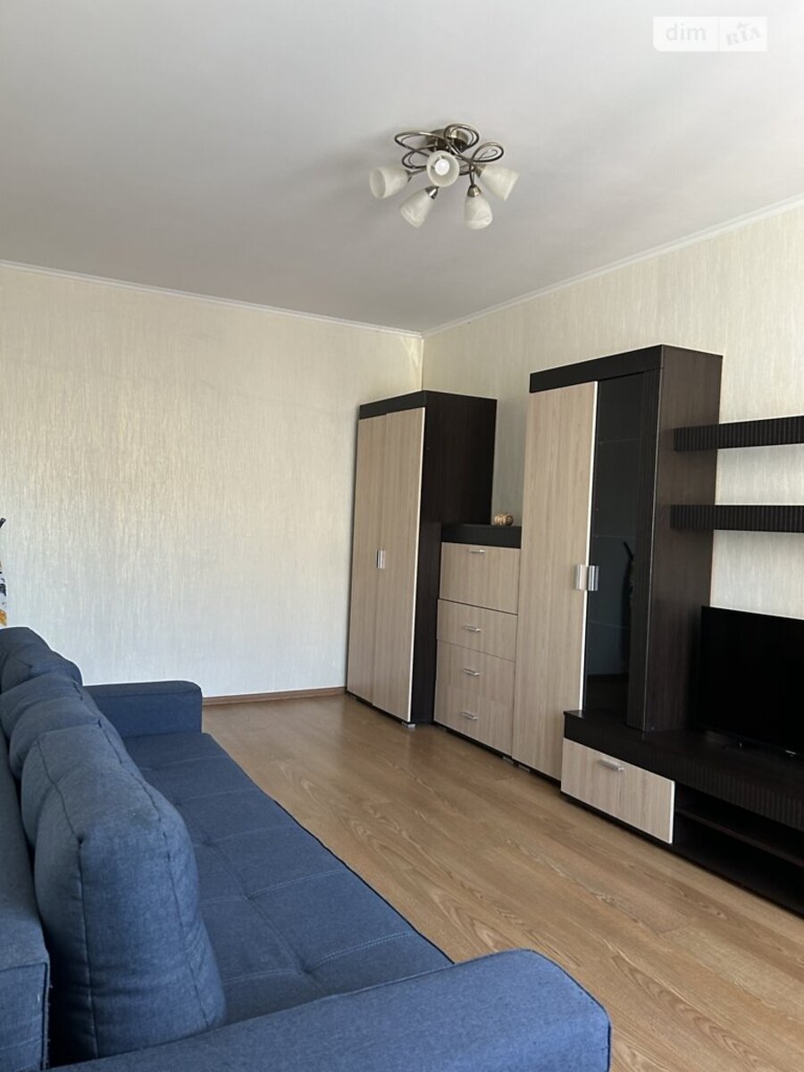 1к метро Осокорки фото 1 1к метро Осокорки фото 1