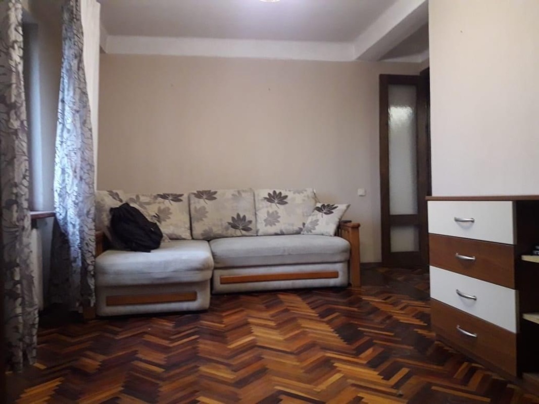 2 комнатной на Русановке фото 1 2 комнатной на Русановке фото 1