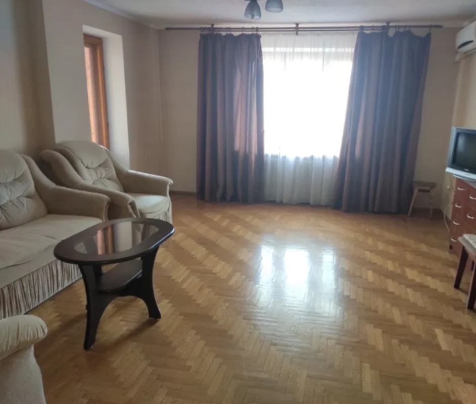 Здається квартира Київ, Дарницький, ул. Декабристов, 12 фото 1 Здається квартира Київ, Дарницький, ул. Декабристов, 12 фото 1