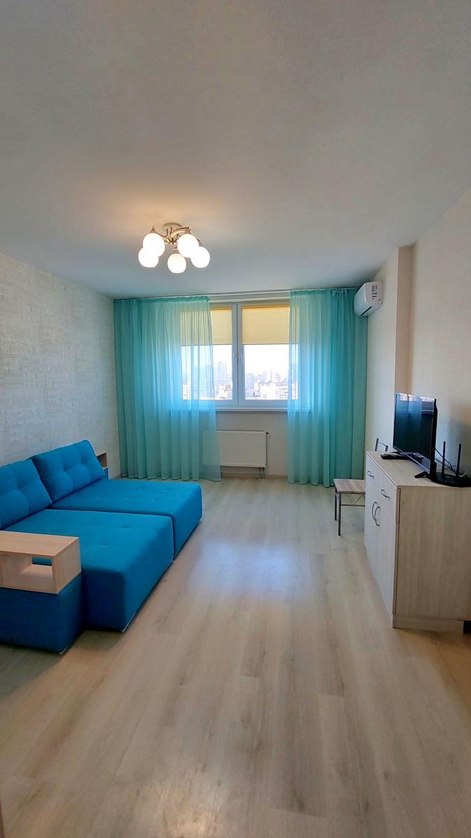 1к метро Харківська фото 1 1к метро Харківська фото 1