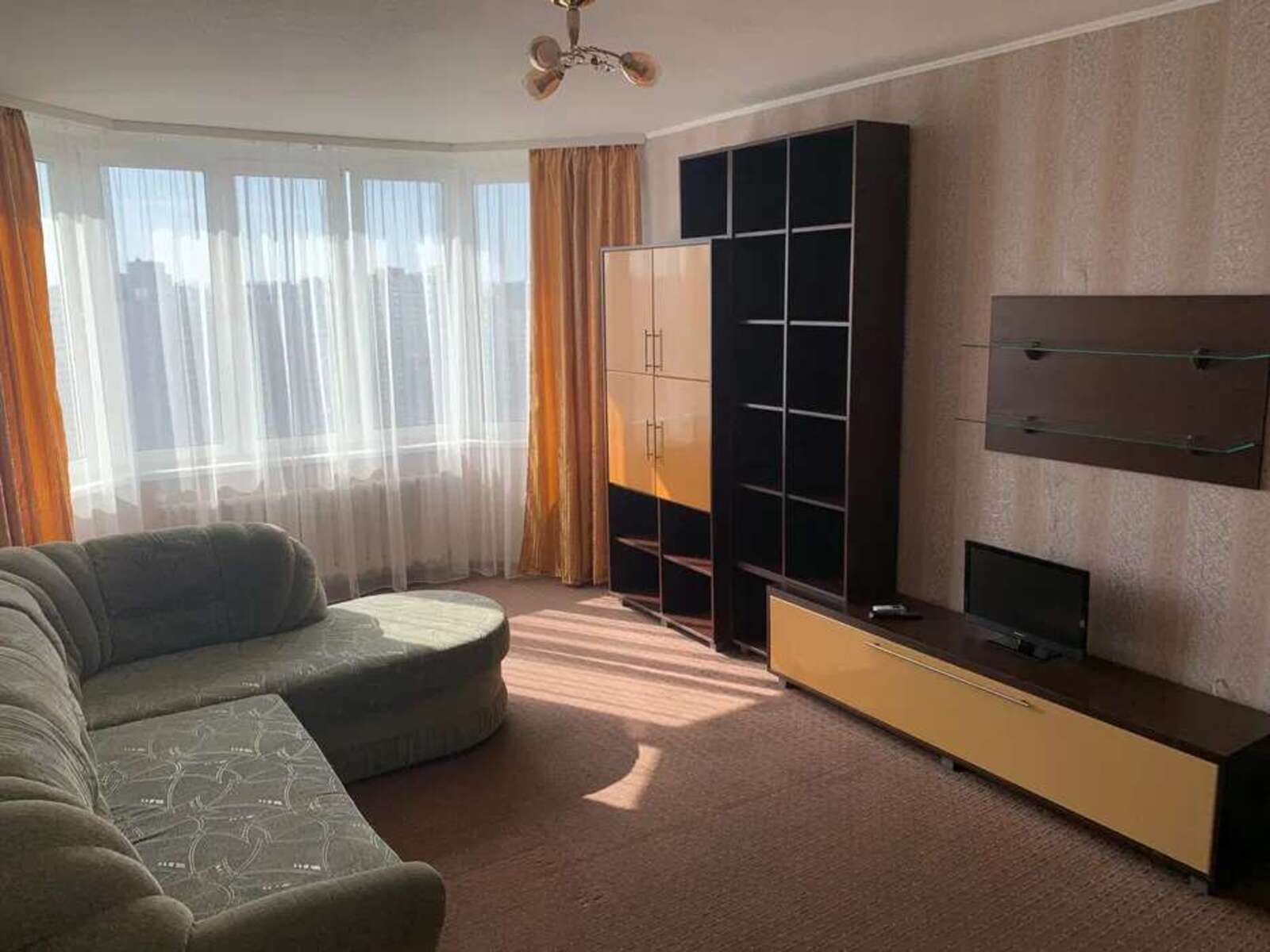 Здається квартира Київ, Дарницький, Позняки, ул. Елены Пчилки, 6, м. Позняки фото 1 Здається квартира Київ, Дарницький, Позняки, ул. Елены Пчилки, 6, м. Позняки фото 1