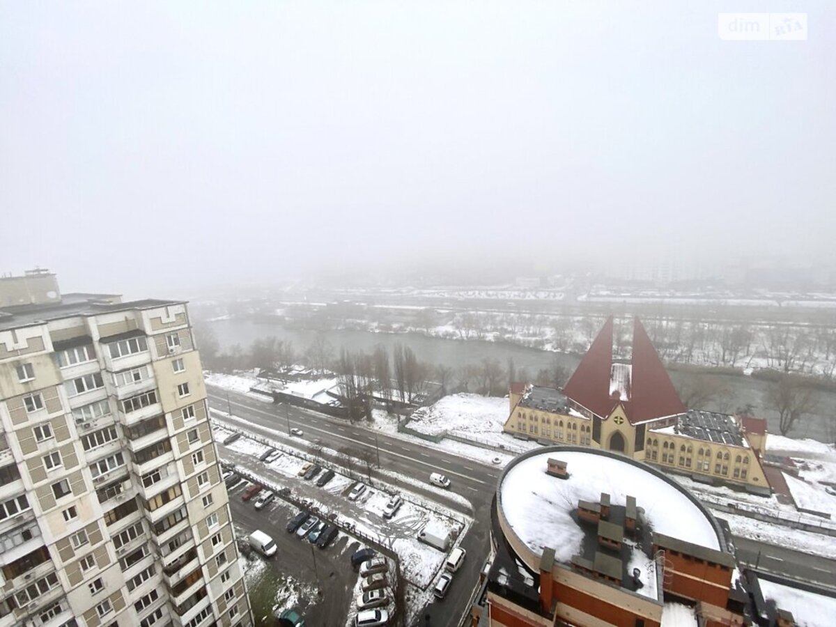 Rent out 1-room apartment. Киев, Срібнокільська, 12 — photo 13