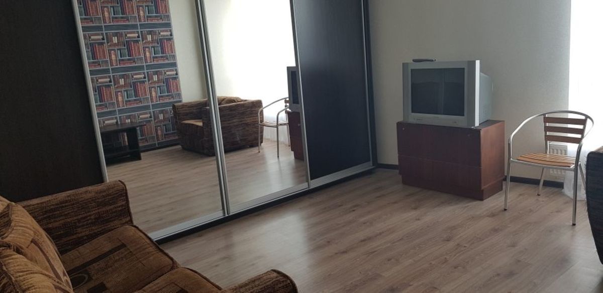 Здається квартира Київ, Дарницький, ул. Светлая, 3 фото 1 Здається квартира Київ, Дарницький, ул. Светлая, 3 фото 1