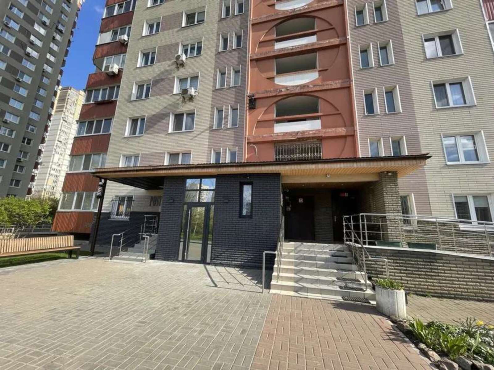 Здається квартира Київ, Дарницький, ул. Анны Ахматовой, 28, м. Позняки фото 1 Здається квартира Київ, Дарницький, ул. Анны Ахматовой, 28, м. Позняки фото 1