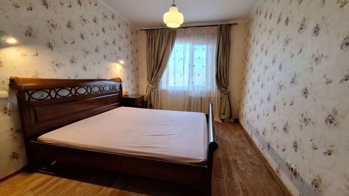 4к метро Позняки фото 1 4к метро Позняки фото 1