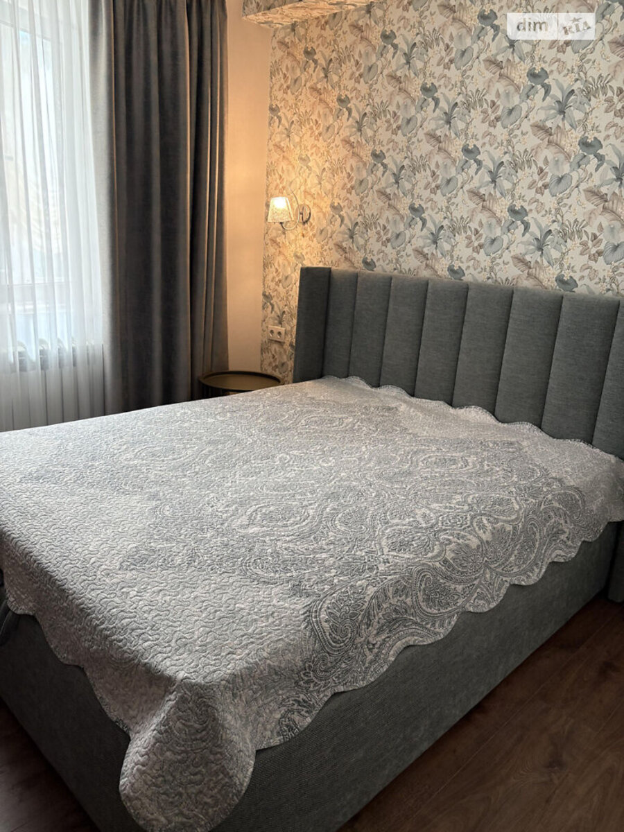 2к метро Лук'янівська фото 1 2к метро Лук'янівська фото 1