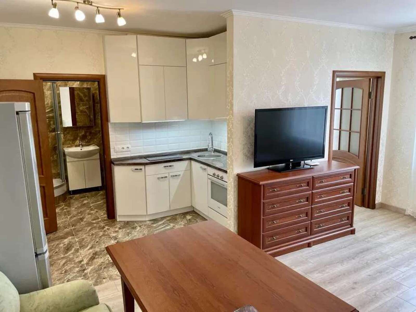 Здається квартира Київ, Подільський, ул. Сергея Данченко, 34а фото 1 Здається квартира Київ, Подільський, ул. Сергея Данченко, 34а фото 1