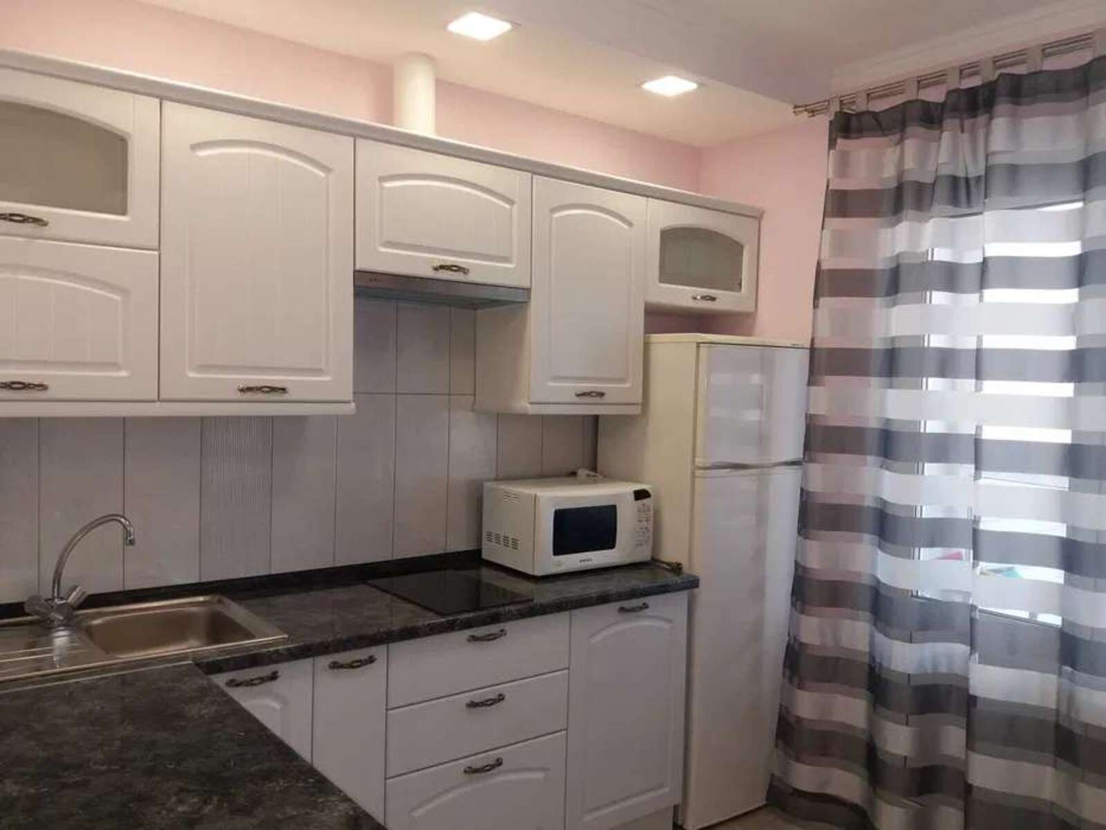 Здається квартира Київ, Дарницький, Позняки, ул. Бориса Гмыри, 16, м. Осокорки фото 1 Здається квартира Київ, Дарницький, Позняки, ул. Бориса Гмыри, 16, м. Осокорки фото 1