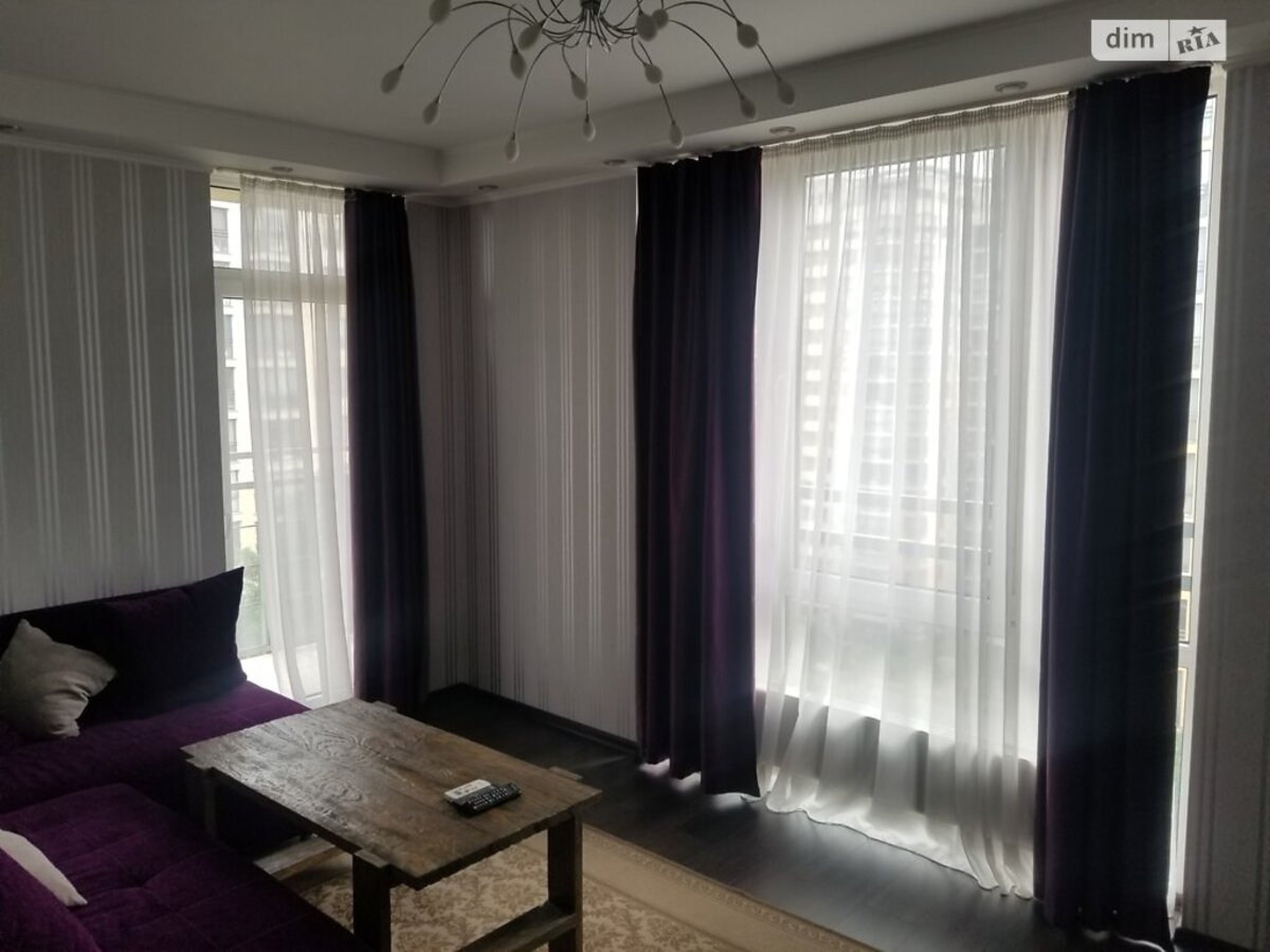 2к метро Святошина фото 1 2к метро Святошина фото 1