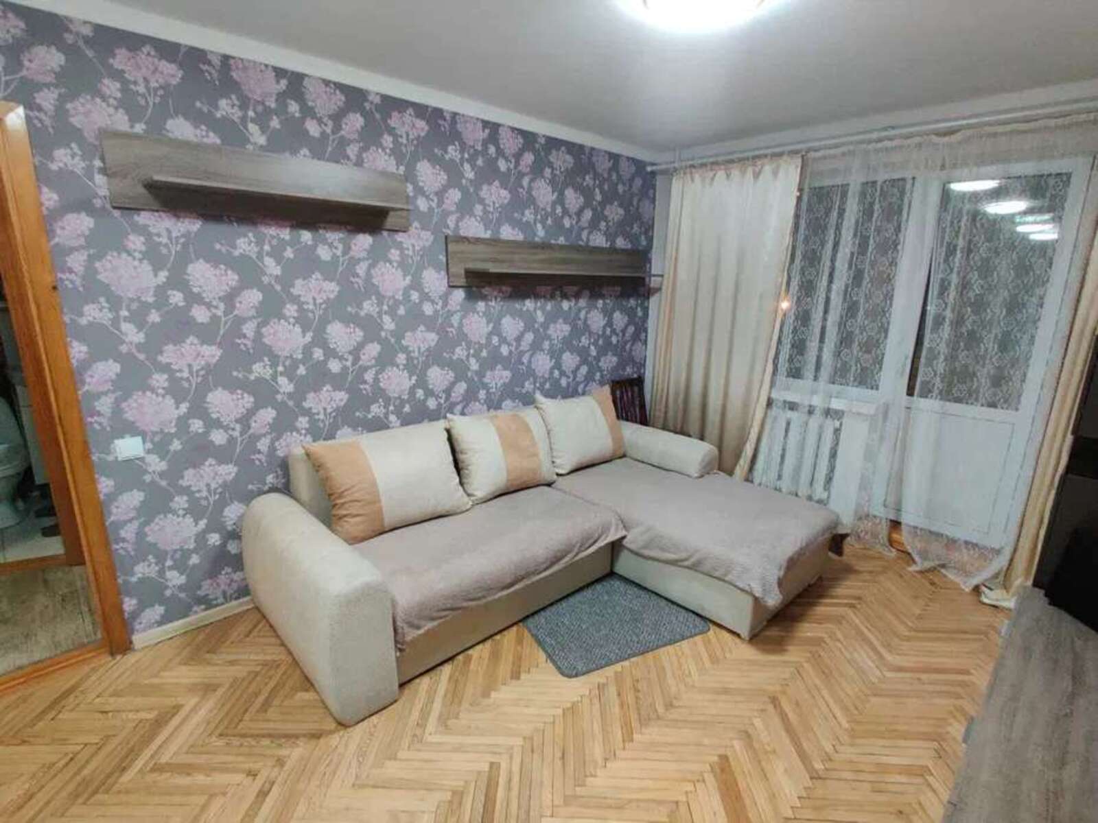 Здається квартира Київ, Дарницький, Харьковское шоссе, 8 фото 1 Здається квартира Київ, Дарницький, Харьковское шоссе, 8 фото 1