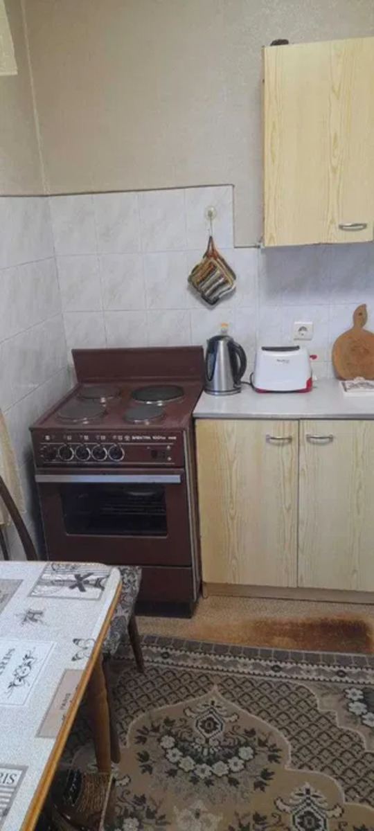 1к метро Харківська фото 1 1к метро Харківська фото 1