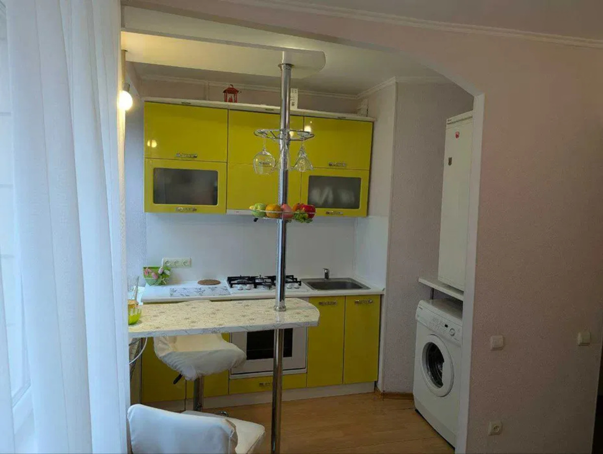 Rent out 1-room apartment. Киев, Білоруська, 28а — photo 2