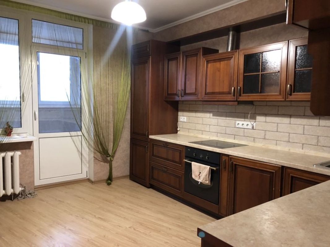 Здається квартира Київ, Дарницький, ул. Елены Пчилки, 3, м. Позняки фото 1 Здається квартира Київ, Дарницький, ул. Елены Пчилки, 3, м. Позняки фото 1